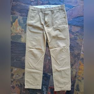 Old Navy chinos classic slim 33x32